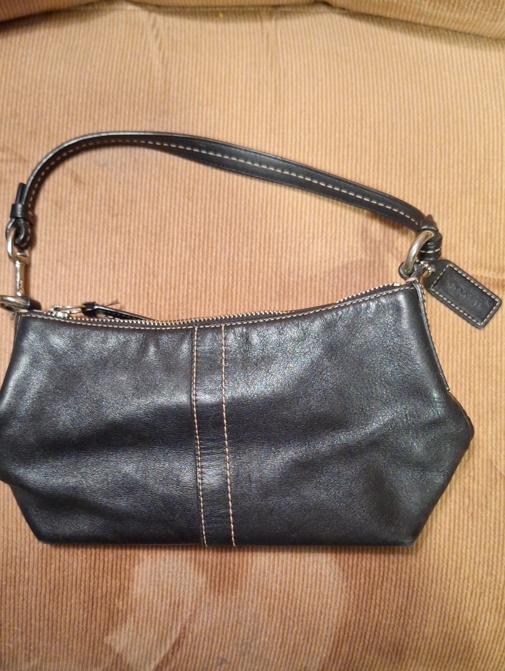 Black Vintage Leather Wristlet Clutch - Classic Everyday Bag Like New